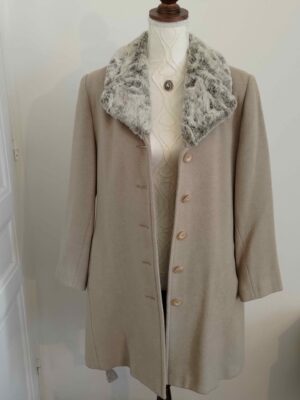 Manteau Caroll T.40