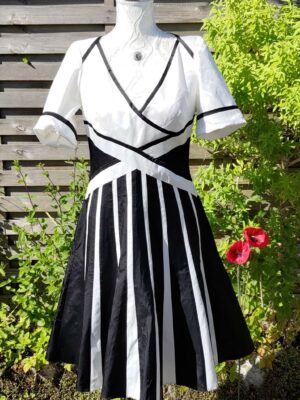 Robe Karen Millen T.42