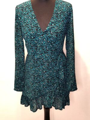Robe Only T.XS