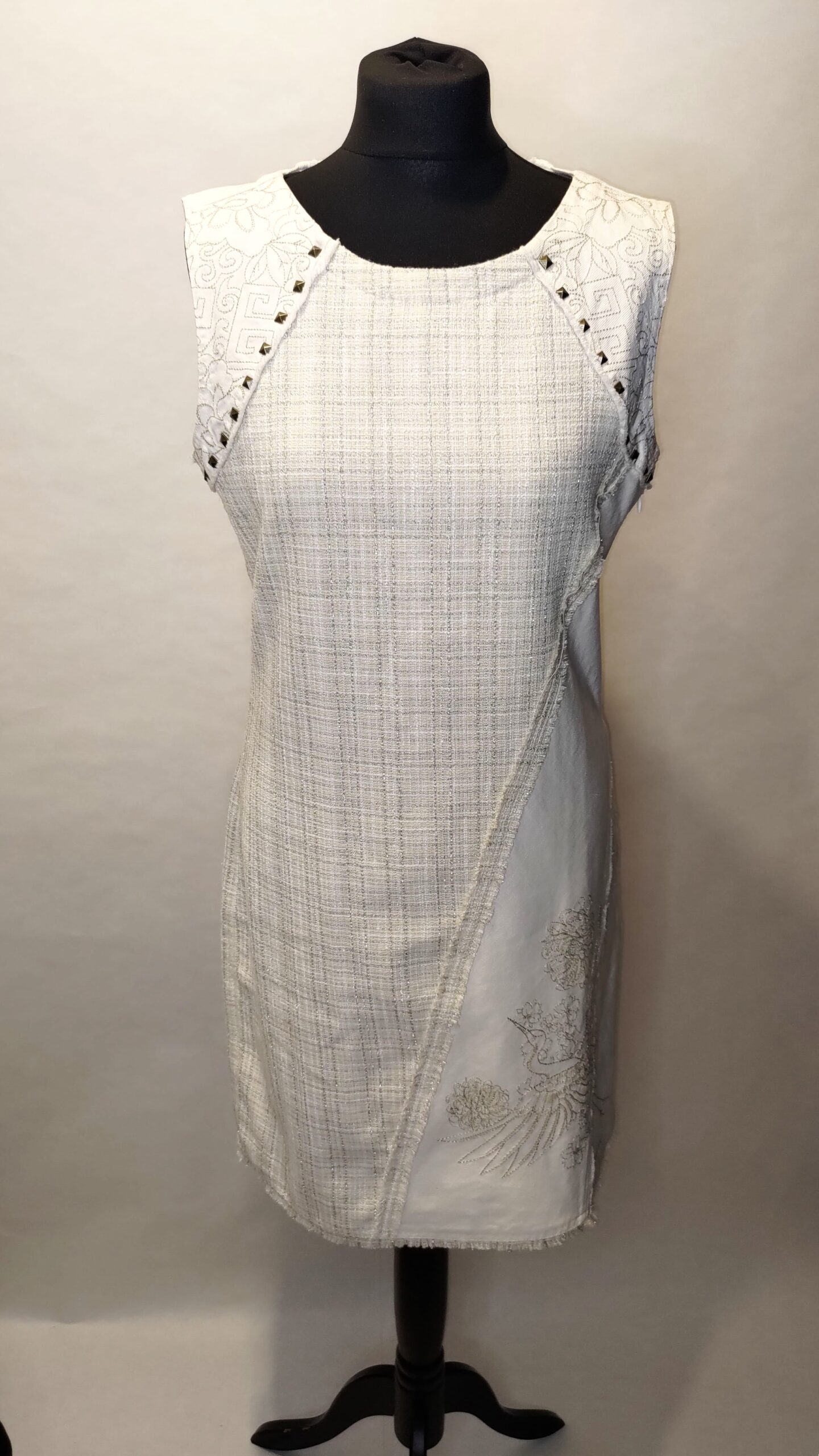 Robe Desigual T.40